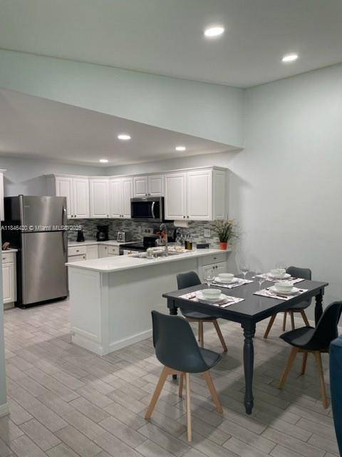 Fort Myers, FL 33908,6396 Royal Woods Dr