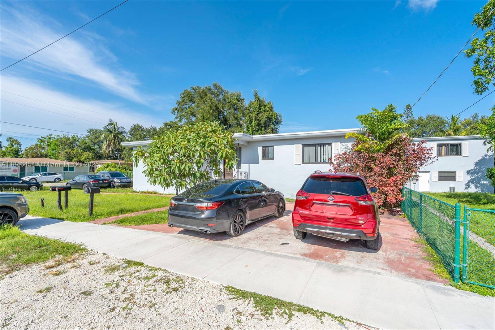 Miami, FL 33161,1400 NE 148th St