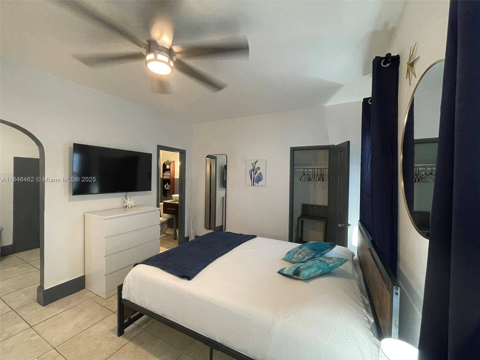 Miami Beach, FL 33139,726 8th St #4