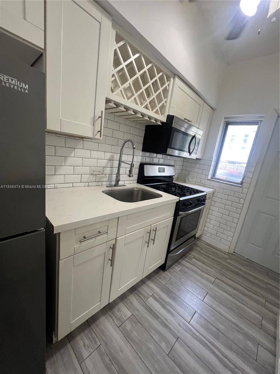 Miami Beach, FL 33141,8135 Crespi Blvd #2