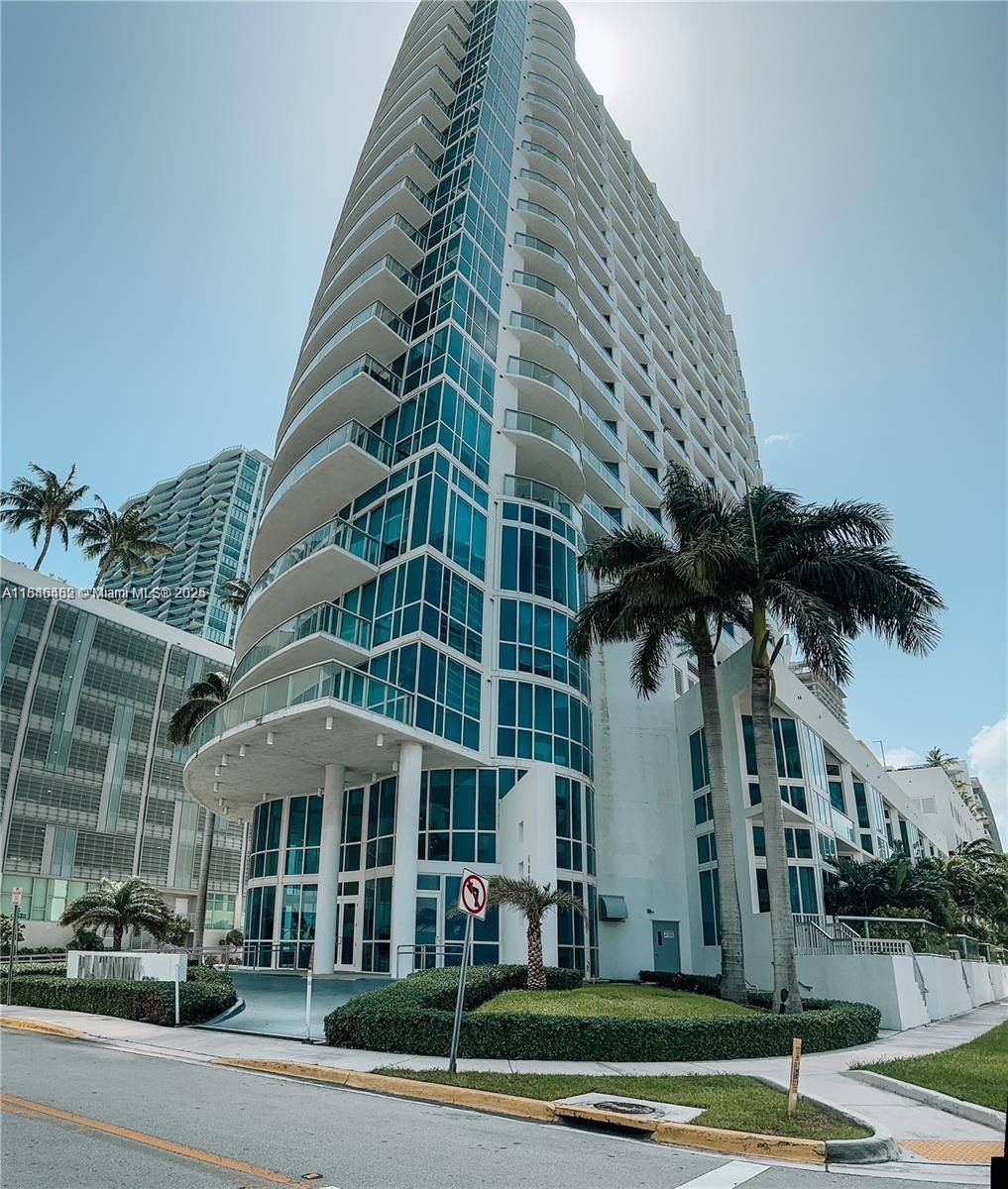 Miami, FL 33137,480 NE 30th #1904