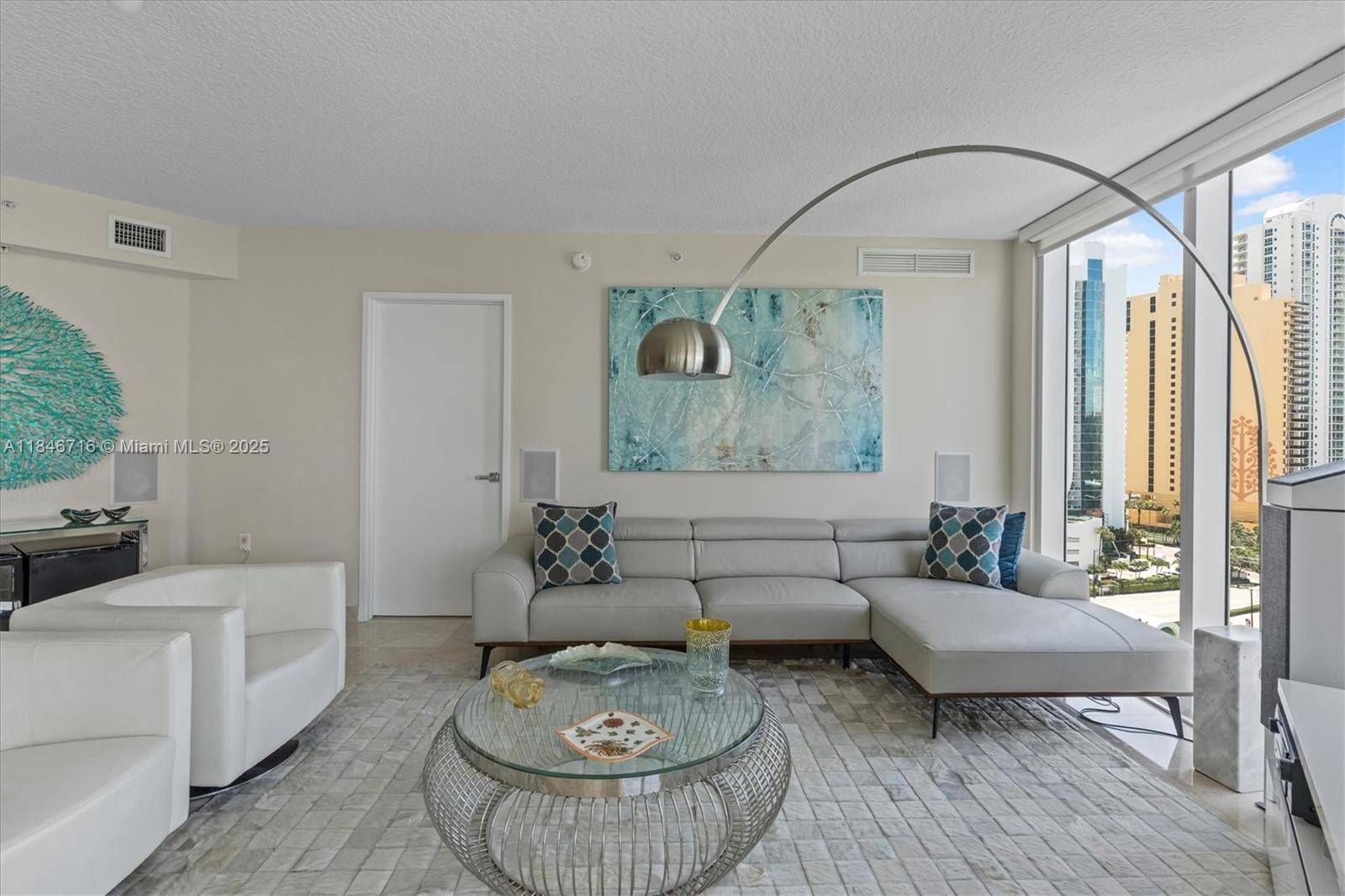 Sunny Isles Beach, FL 33160,150 Sunny Isles Blvd #1-1405