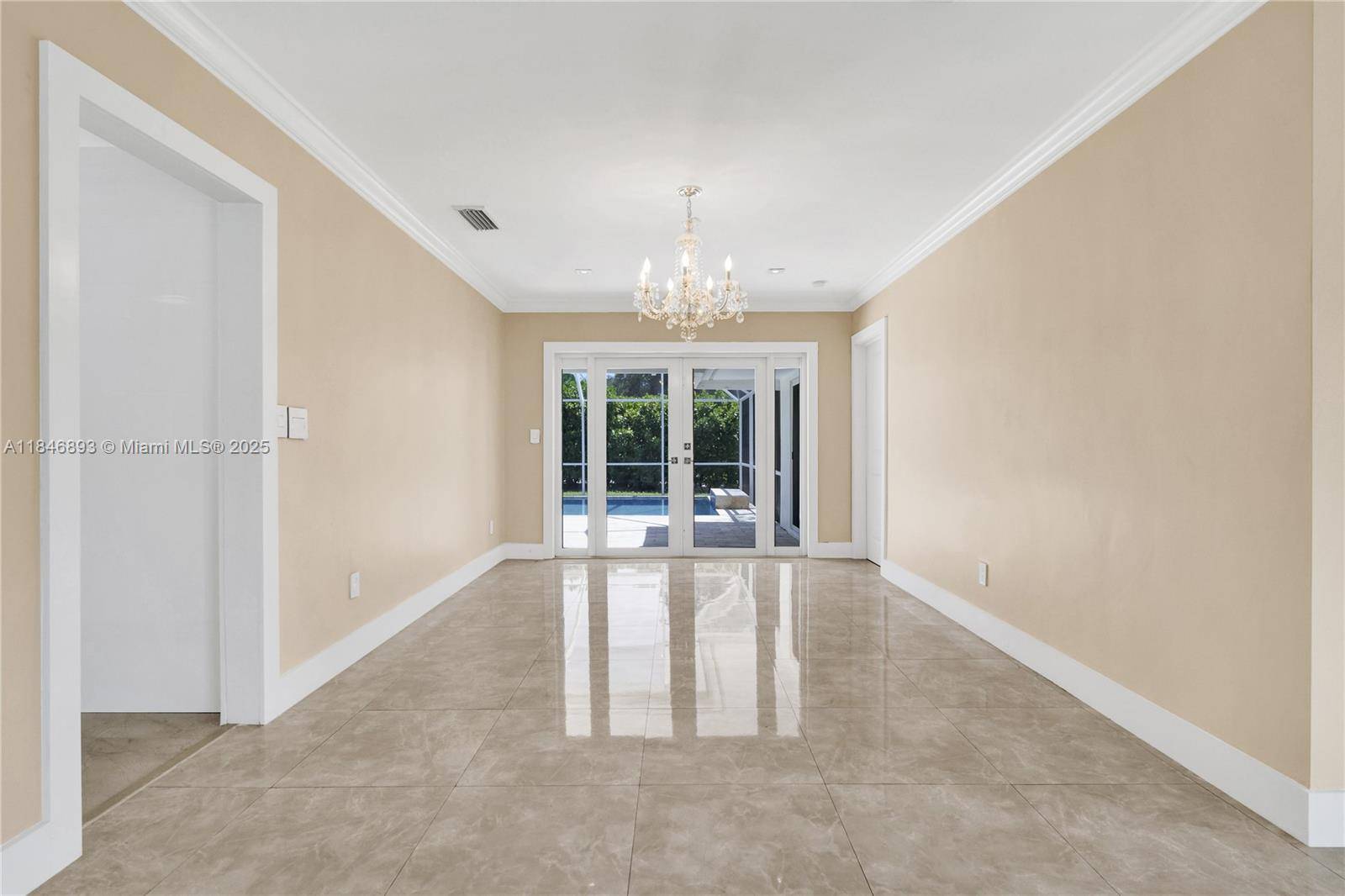 Palmetto Bay, FL 33157,7620 SW 164th St