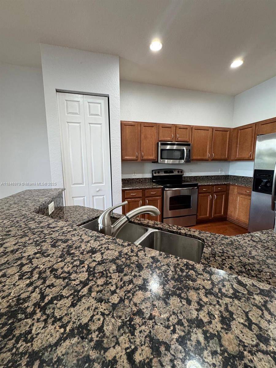 West Palm Beach, FL 33401,963 Marina Del Ray Ln #1
