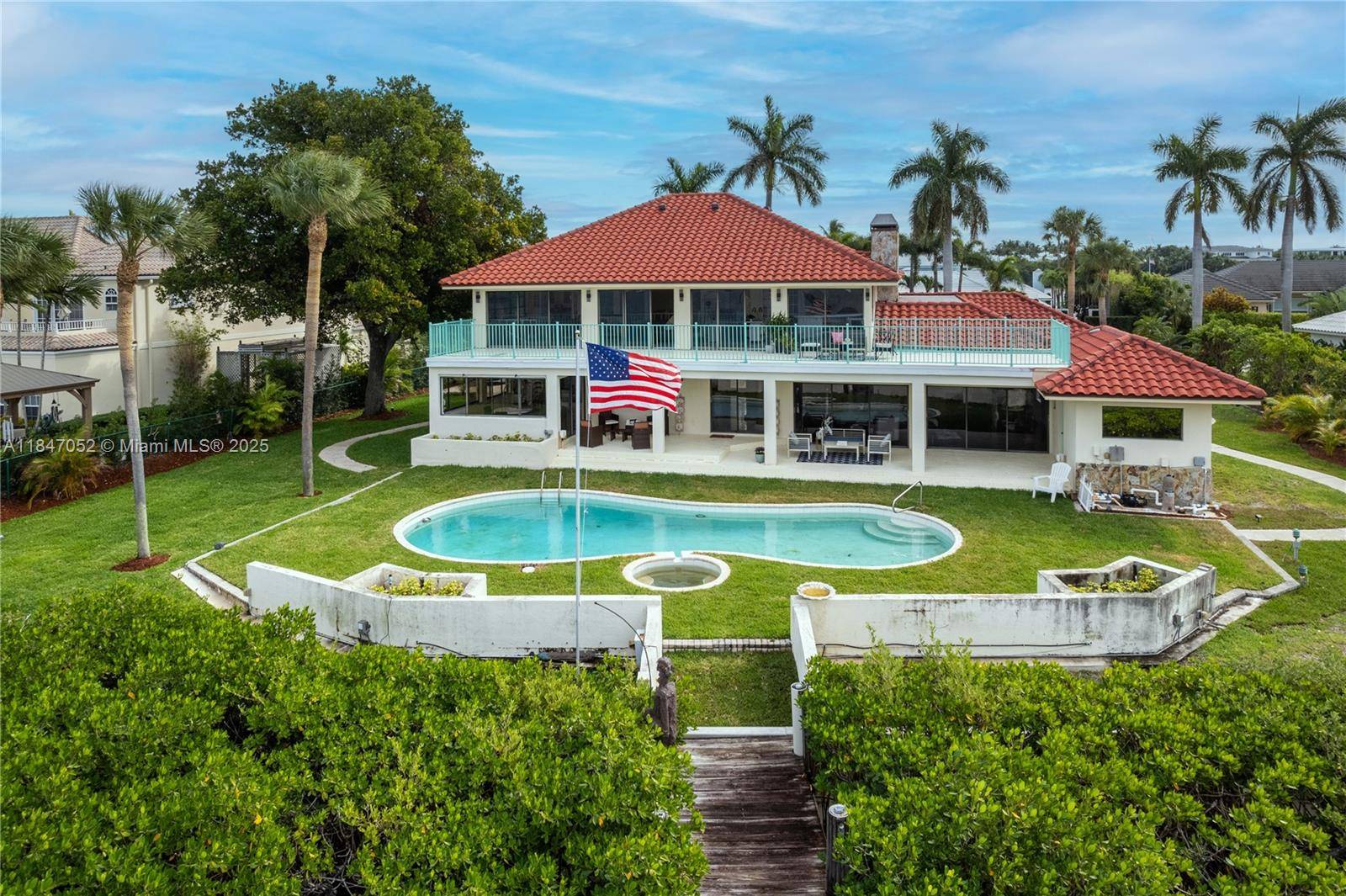 Manalapan, FL 33462,1635 Lands End Rd