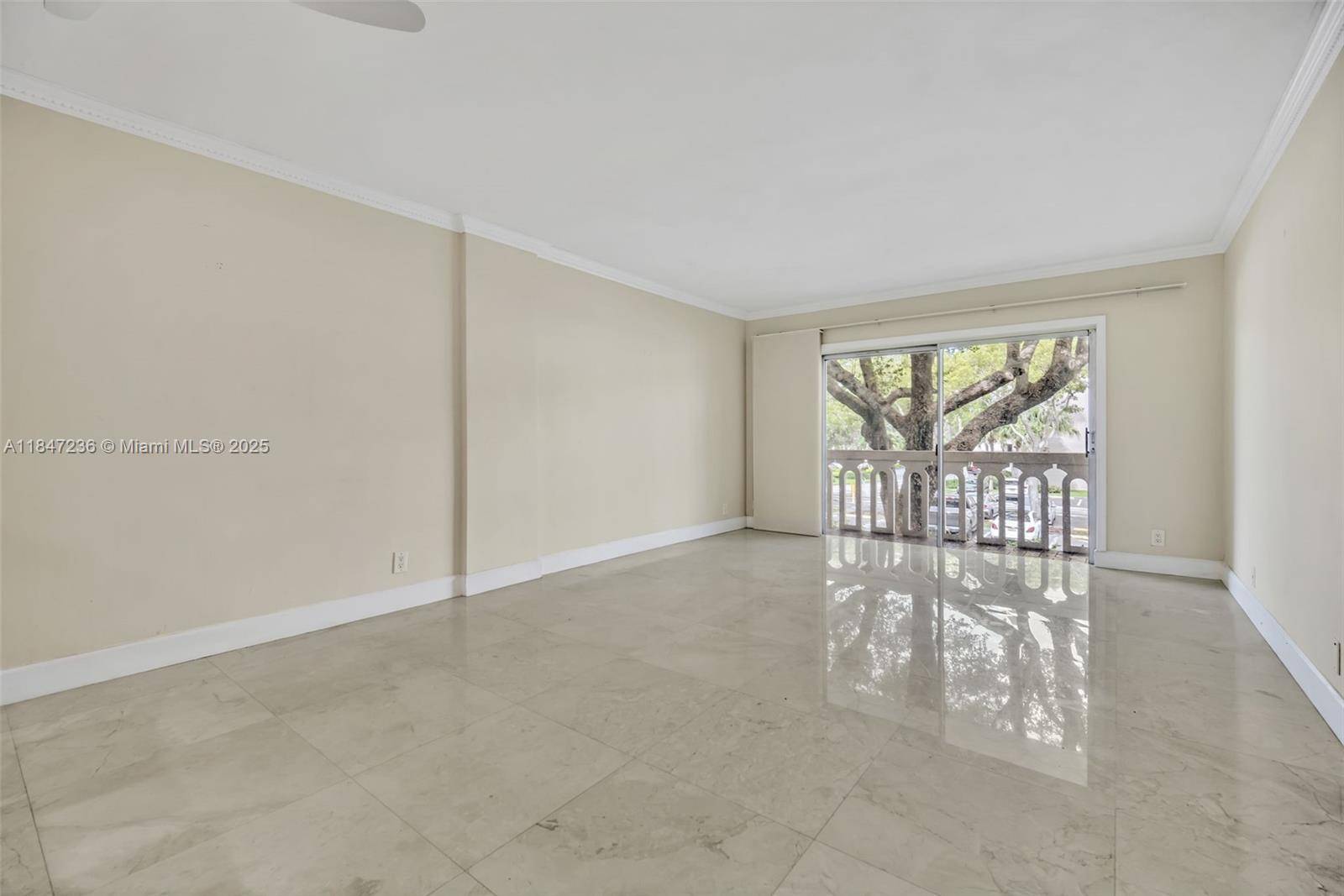 Coral Gables, FL 33133,100 Edgewater Dr #240