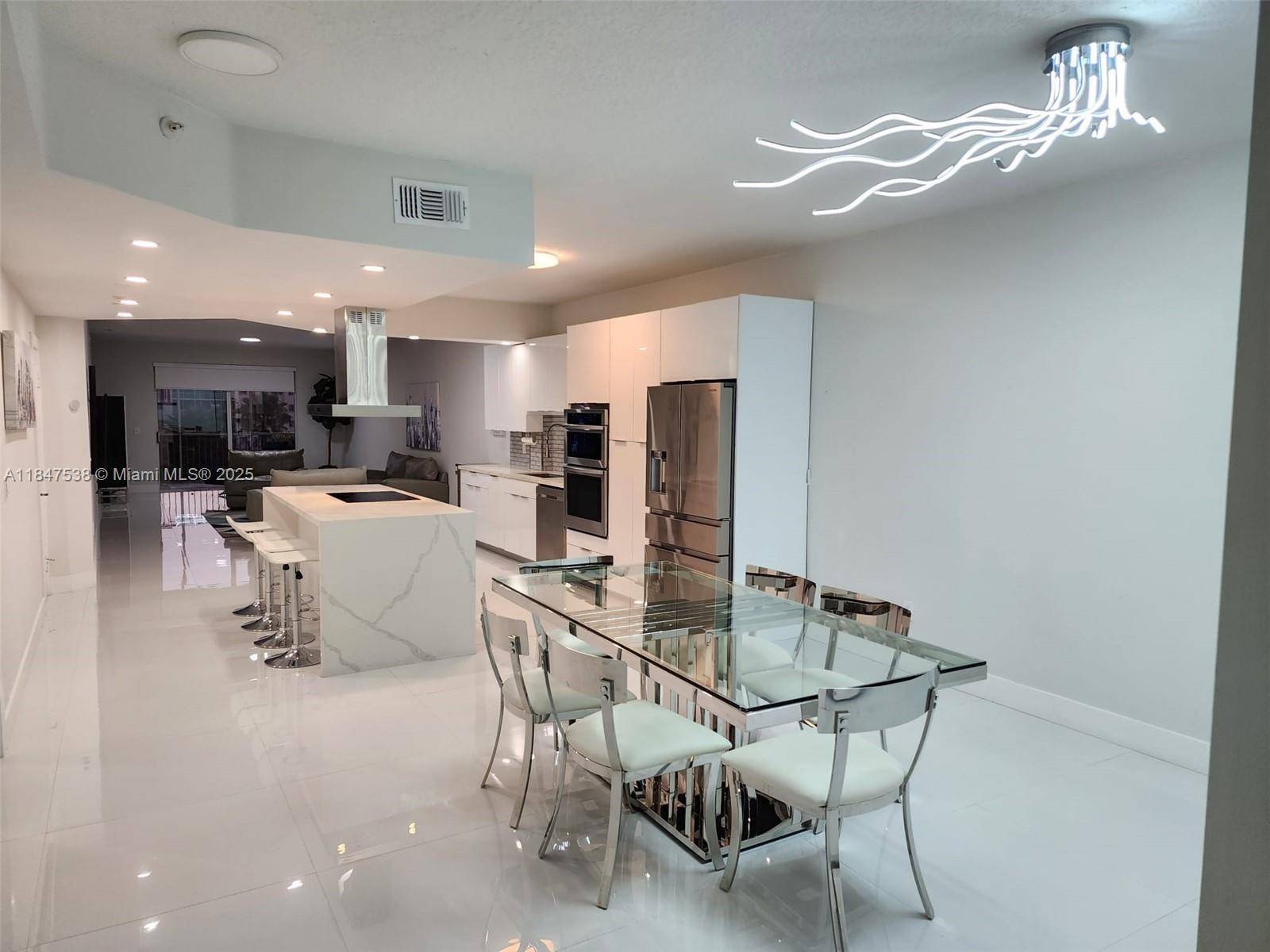 Doral, FL 33178,10730 NW 66th St #401