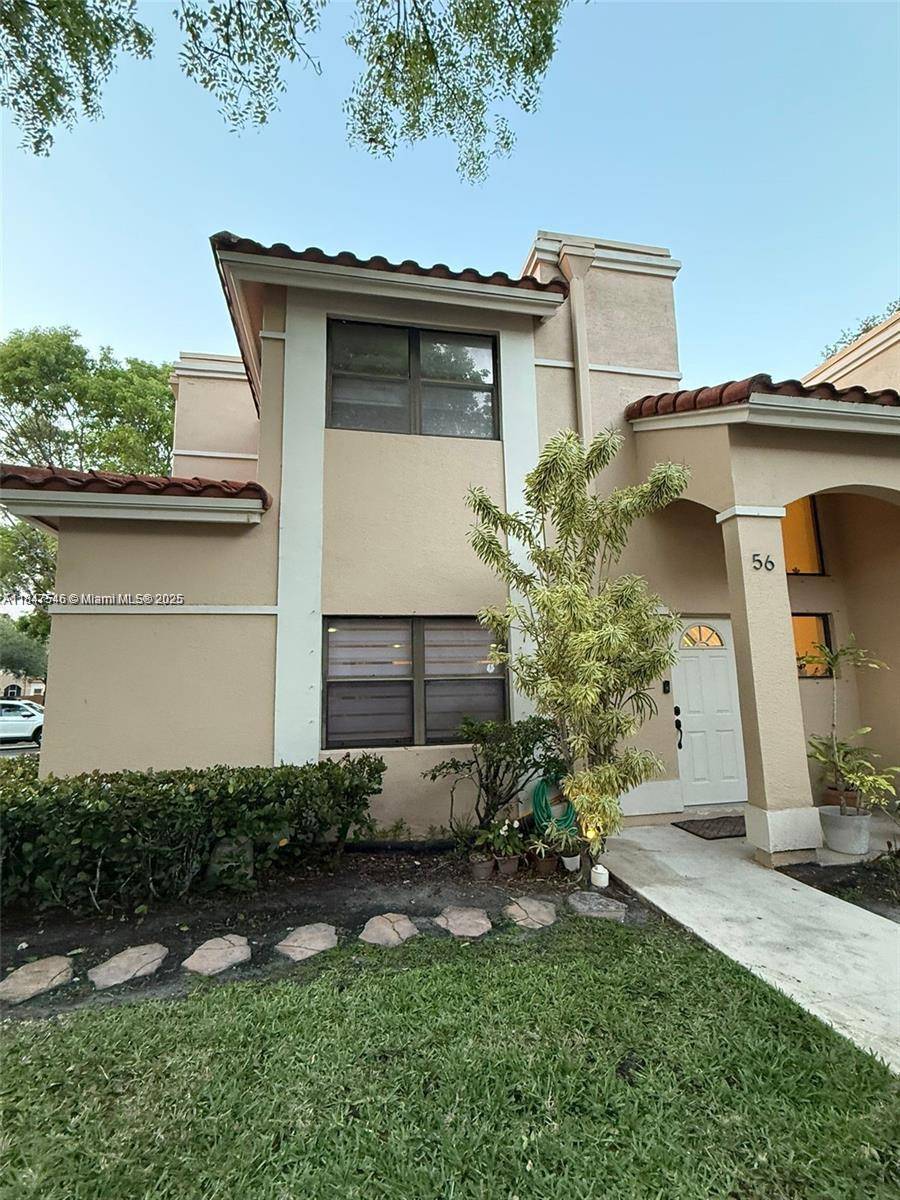 Weston, FL 33326,513 Racquet Club #56