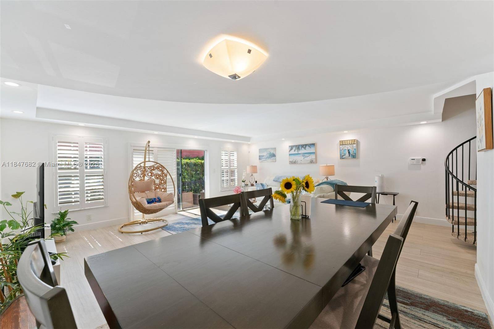 Fort Lauderdale, FL 33311,670 Tennis Club Dr #110