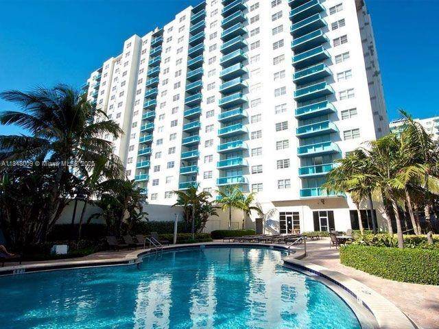 Hollywood, FL 33019,4001 S Ocean Dr #15L
