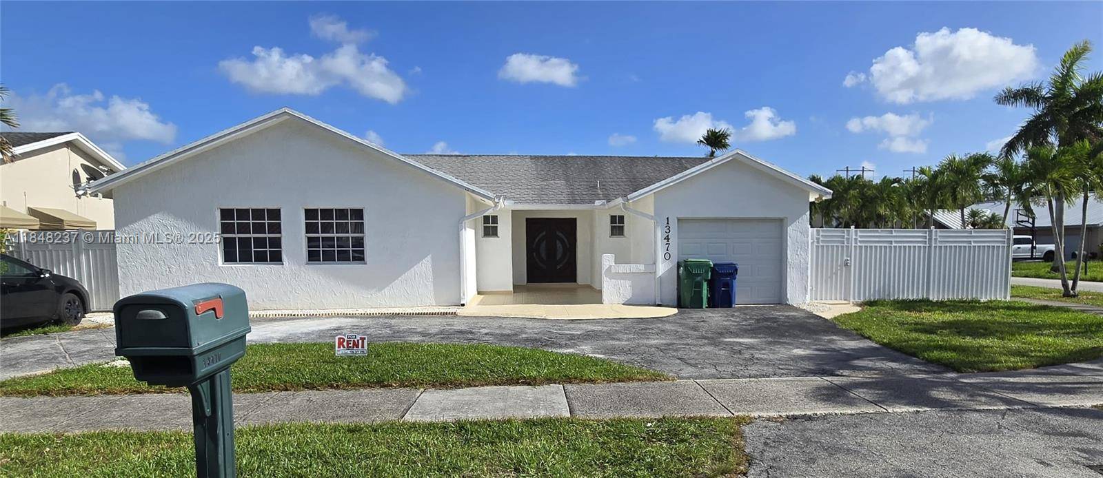 Miami, FL 33175,13470 SW 24th St #0