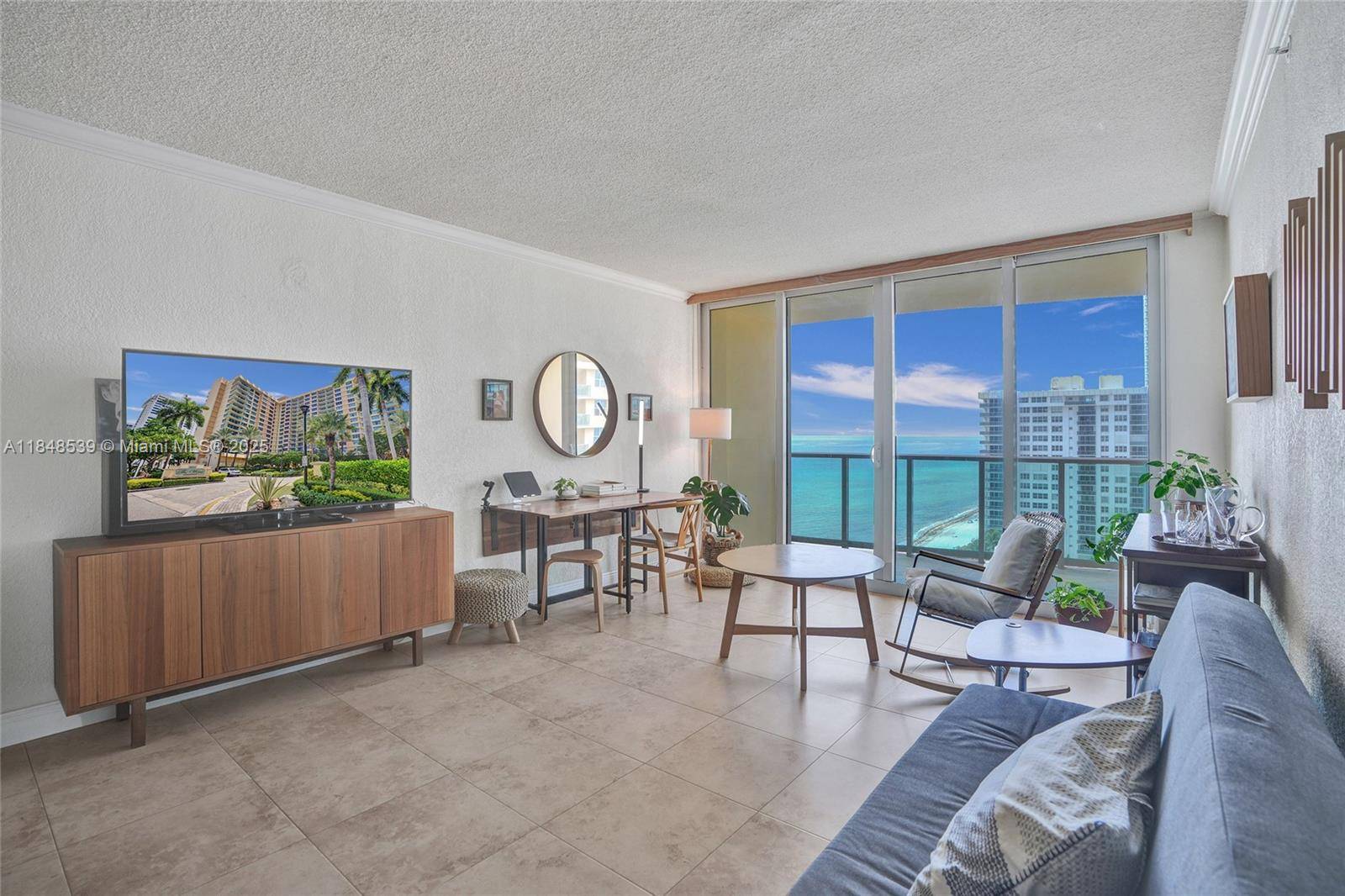 Hollywood, FL 33019,2501 S Ocean Dr #1514