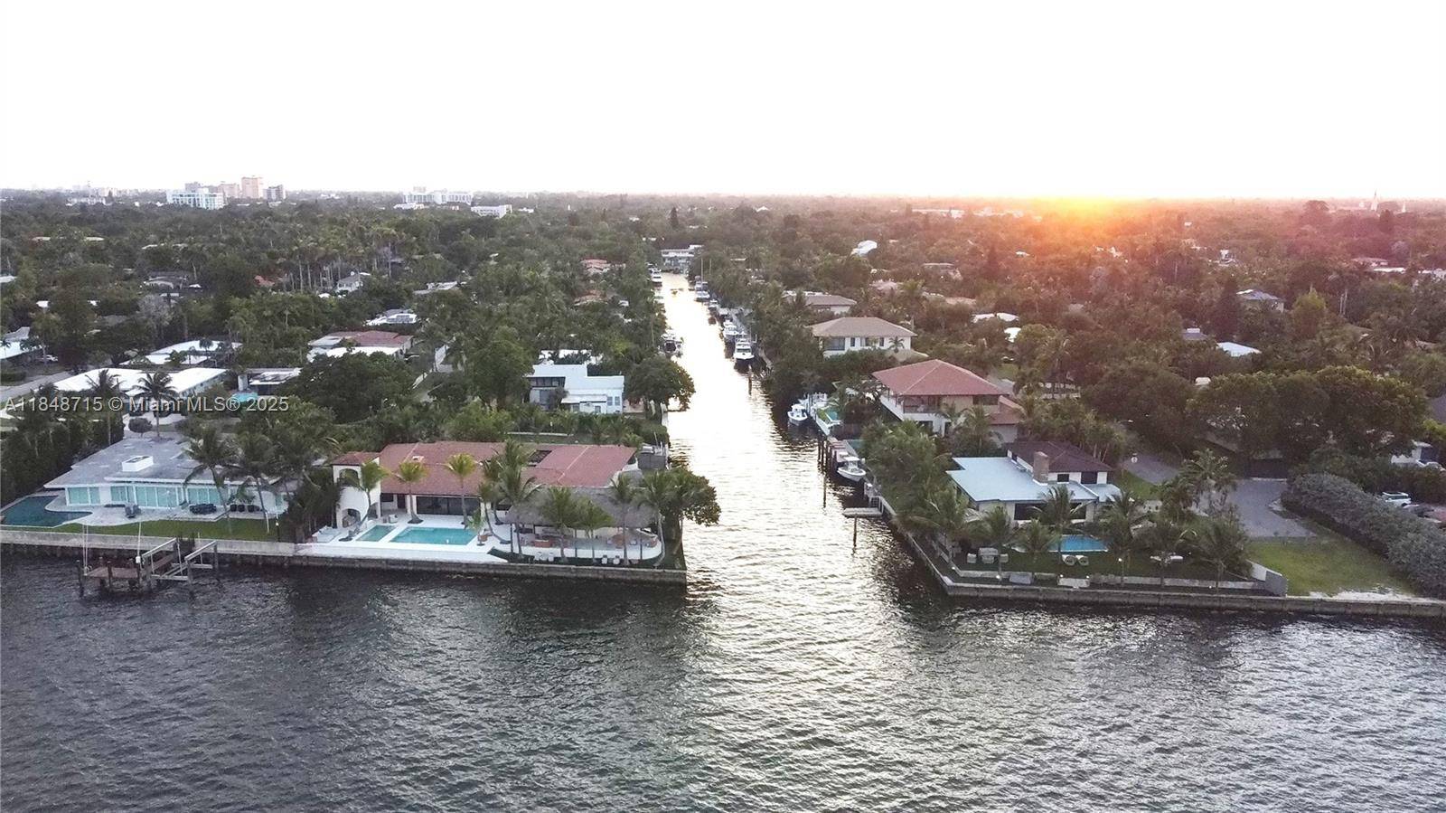 Miami, FL 33138,1051 NE 86th St