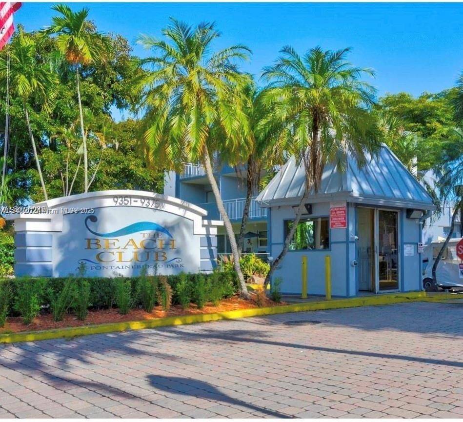 Miami, FL 33172,9357 Fontainebleau Blvd #D311