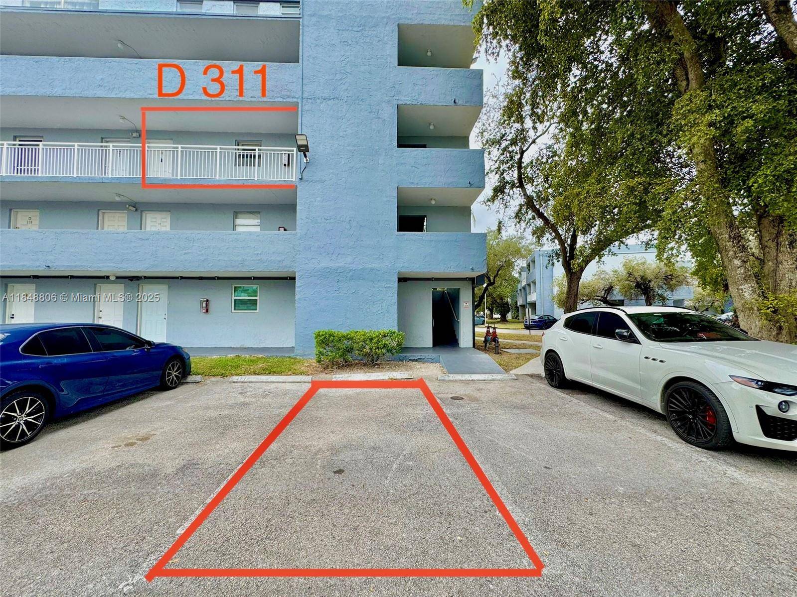 Miami, FL 33172,9357 Fontainebleau Blvd #D311