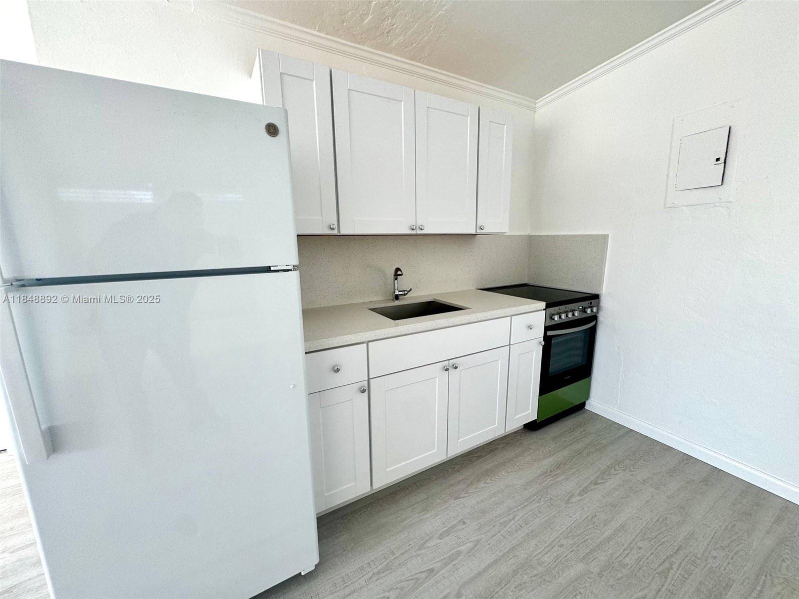 Lauderdale By The Sea, FL 33308,104 Commercial Blvd #4