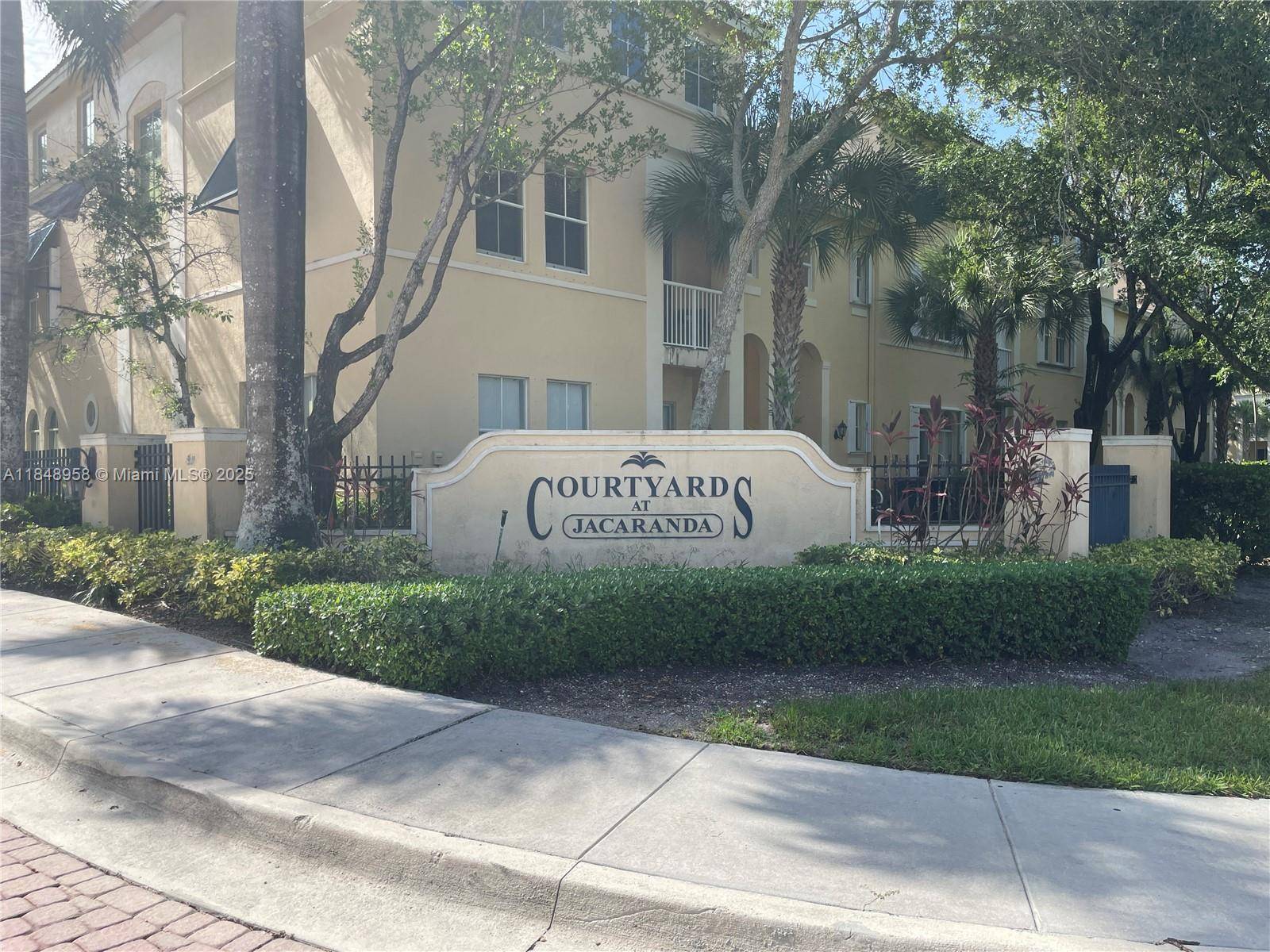 Plantation, FL 33324,160 Jacaranda Country Club Dr #201