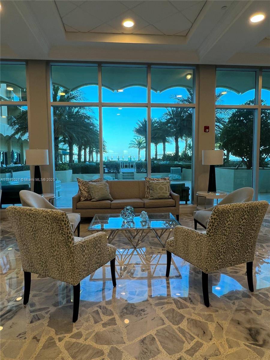 Hollywood, FL 33019,2501 S Ocean Dr #*