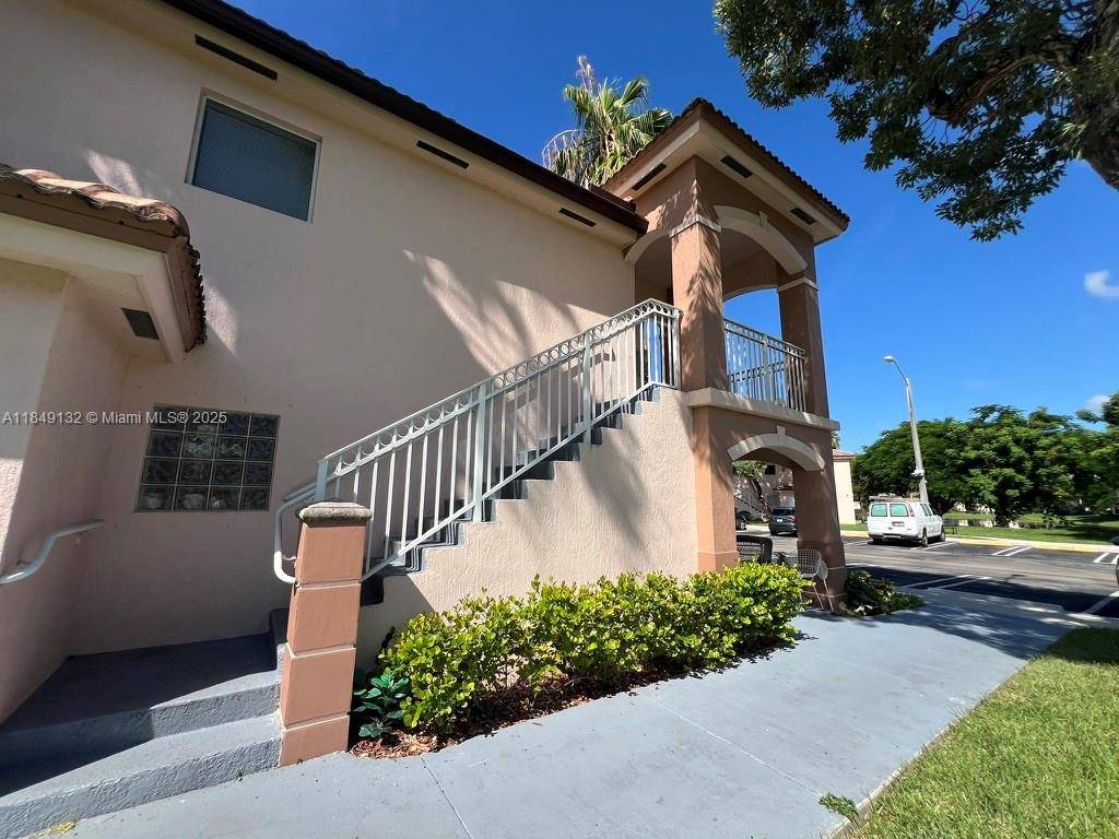 Homestead, FL 33035,2731 SE 12th Pl #201