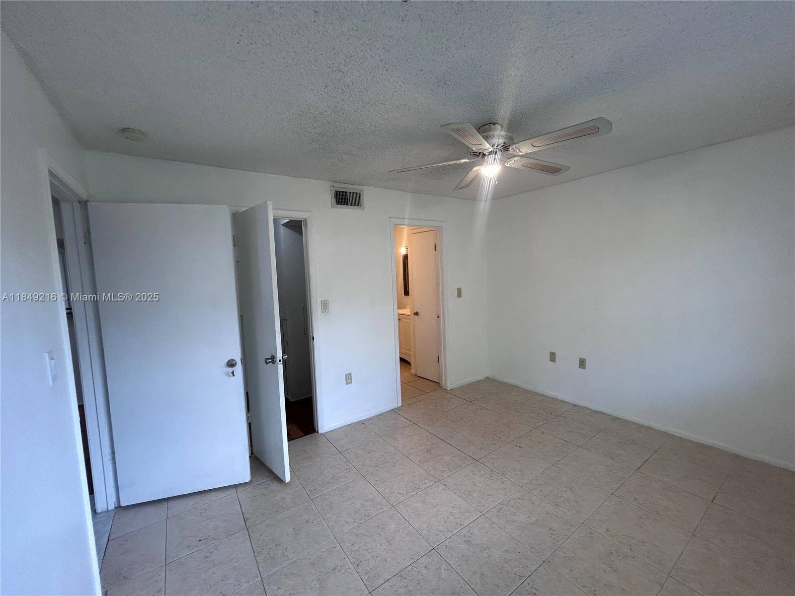 Miami, FL 33196,10581 SW 155th Ct #1224