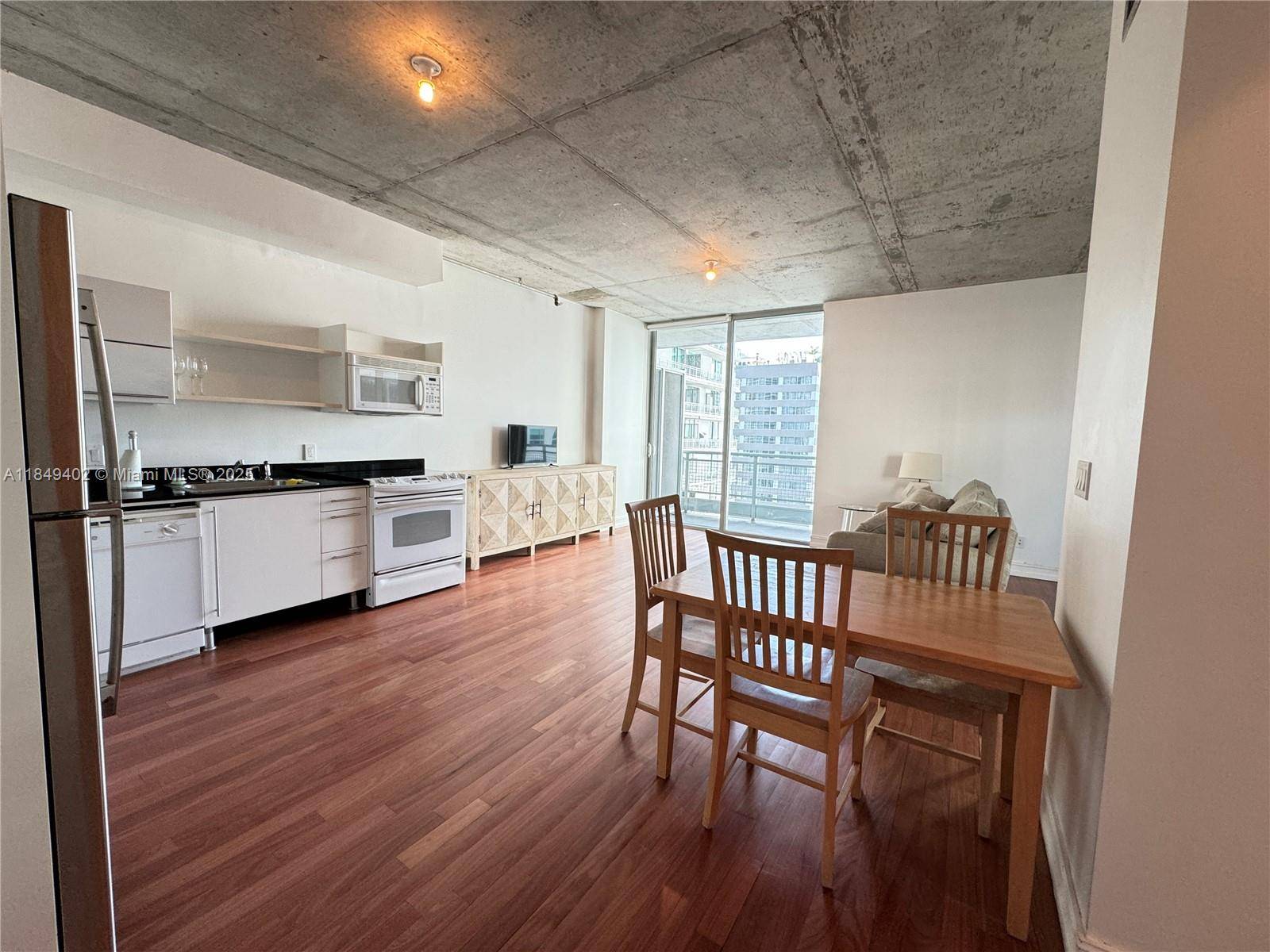 Miami, FL 33130,690 SW 1st Ct #2123