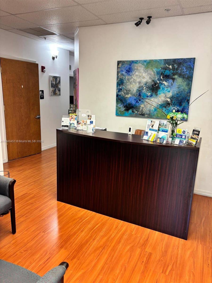 Weston, FL 33326,1820 N Corporate Lakes Blvd #206-7