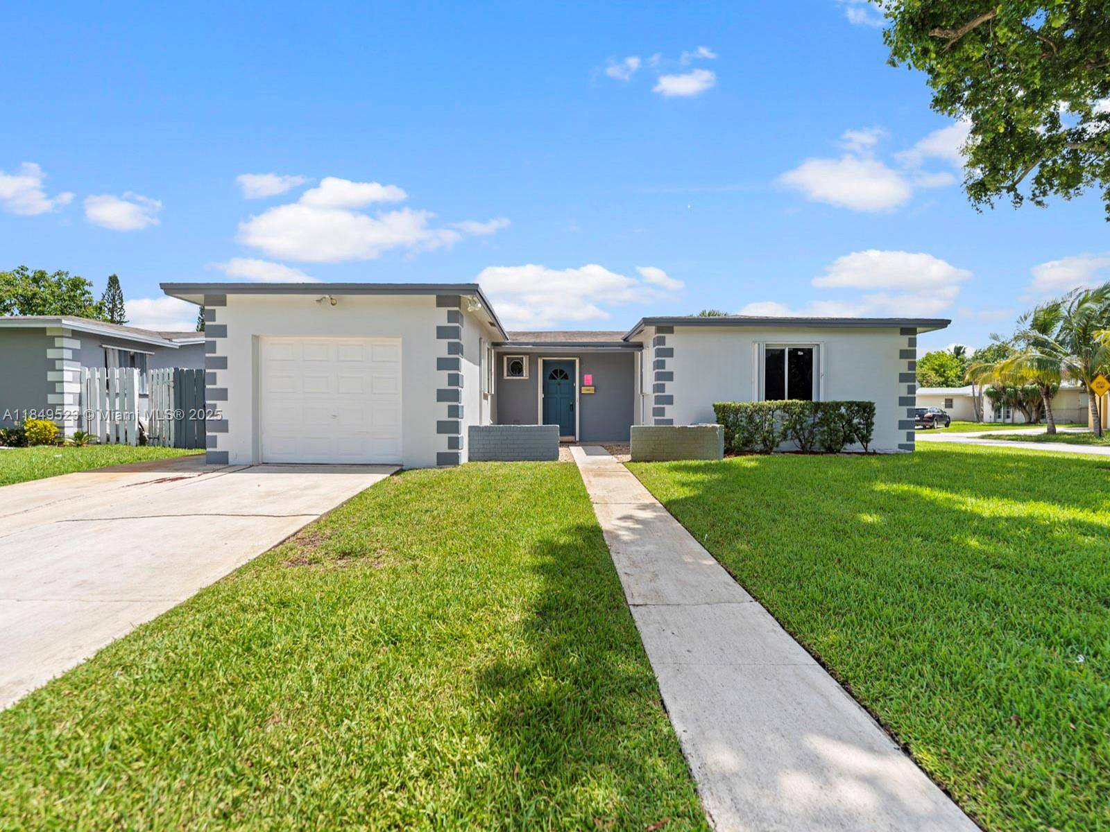 North Lauderdale, FL 33068,6572 SW 8th Ct