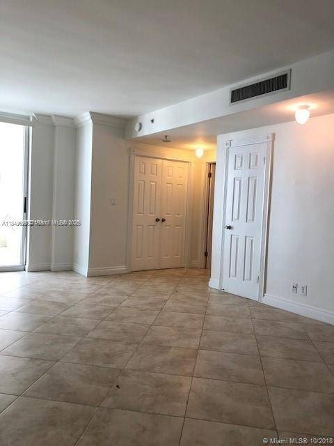 Hollywood, FL 33019,3001 S Ocean Dr #1535