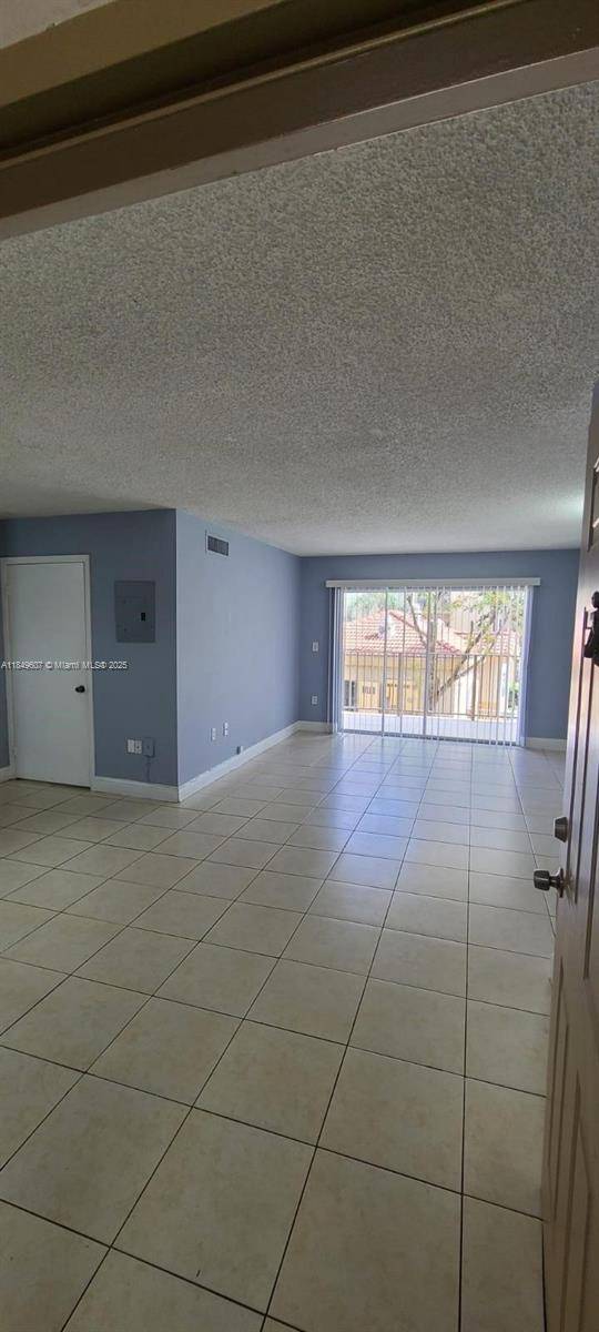 Miami, FL 33193,15231 SW 80th St #209