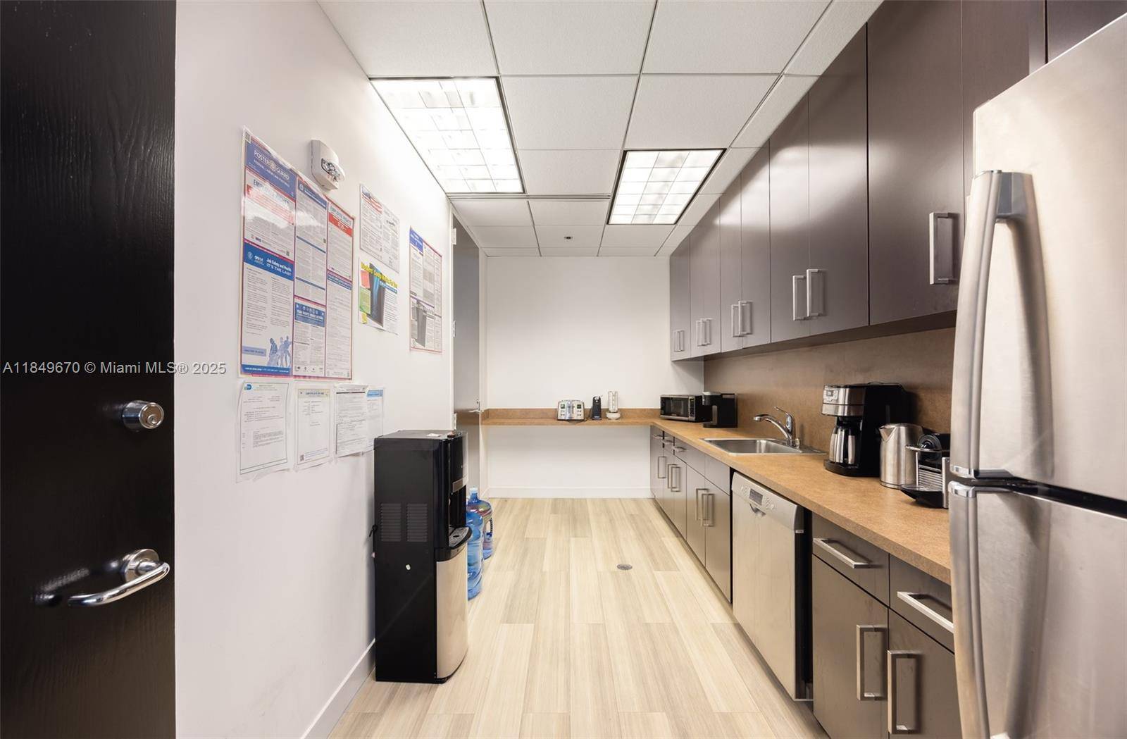 Miami, FL 33131,1001 Brickell Bay Dr #2112