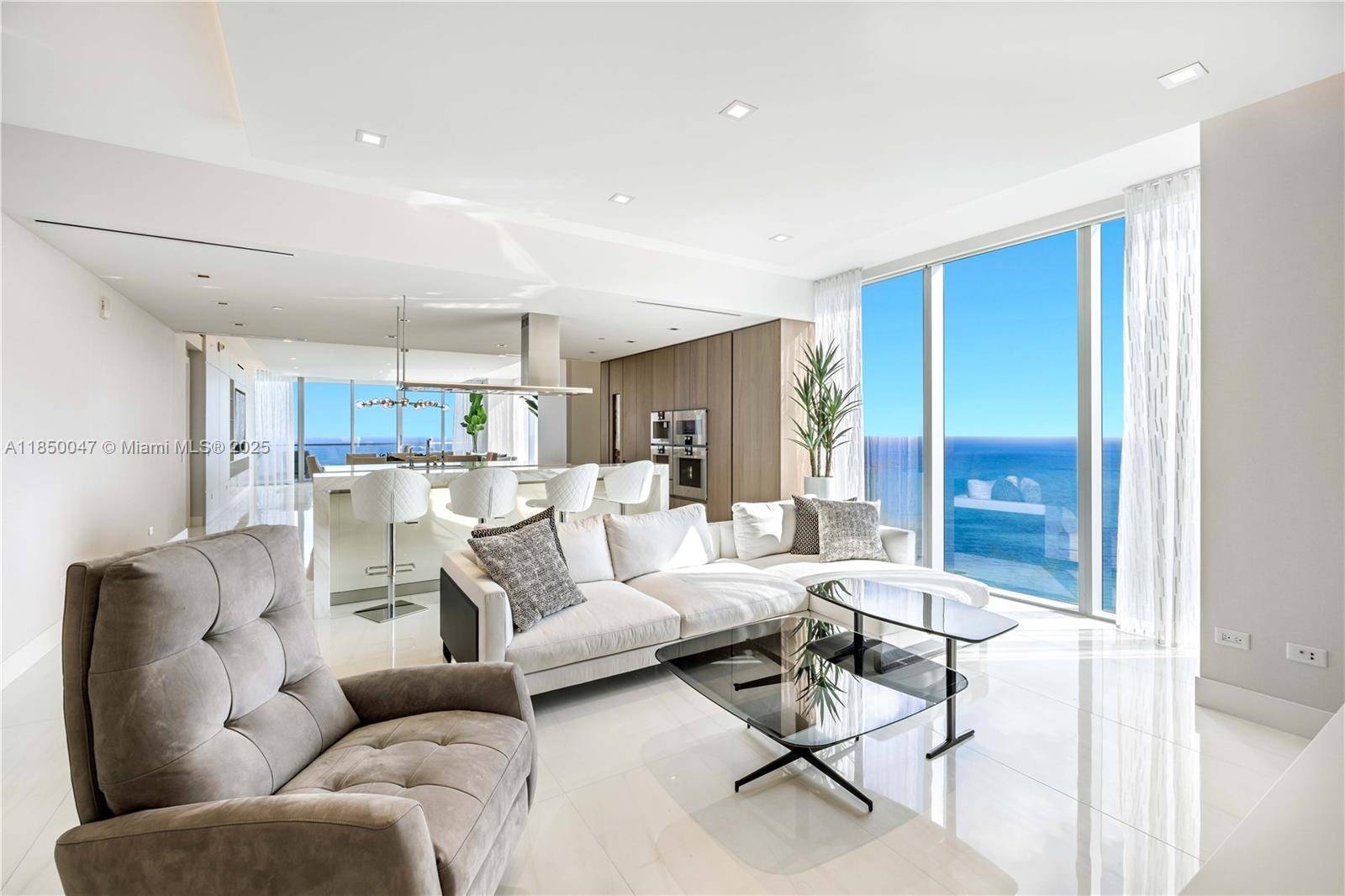 Sunny Isles Beach, FL 33160,18501 Collins Ave #4504