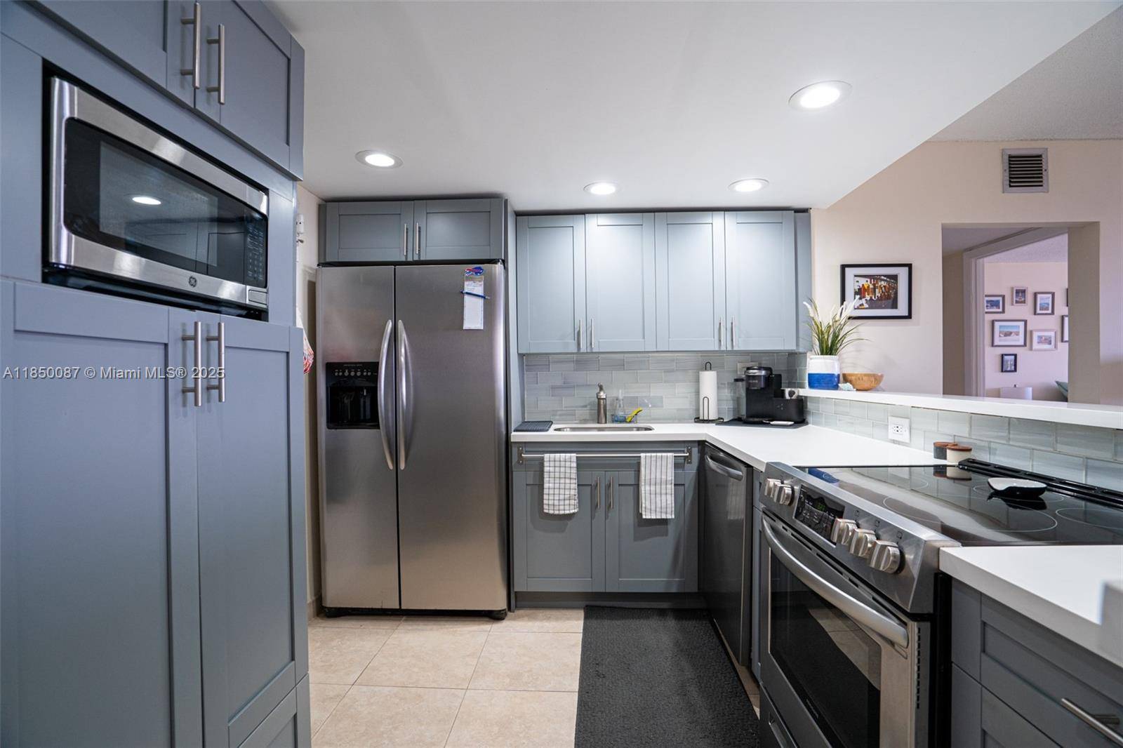 Hallandale Beach, FL 33009,500 Three Islands Blvd #1008