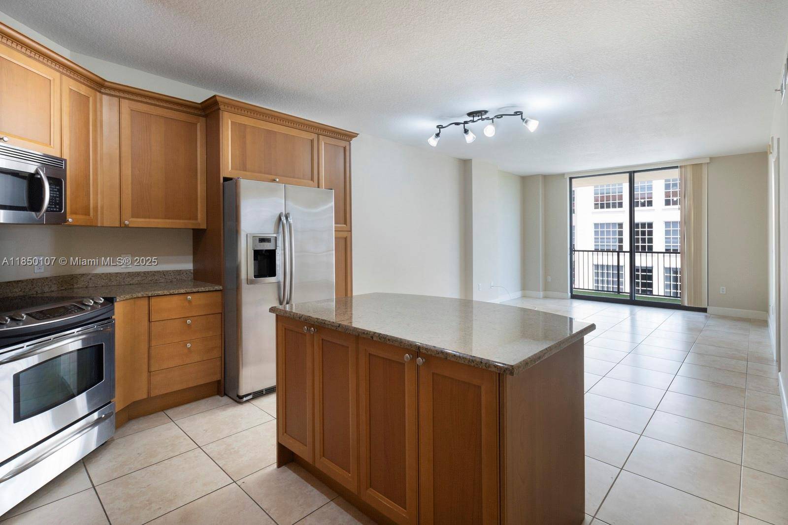 Coral Gables, FL 33134,55 Merrick Way #724