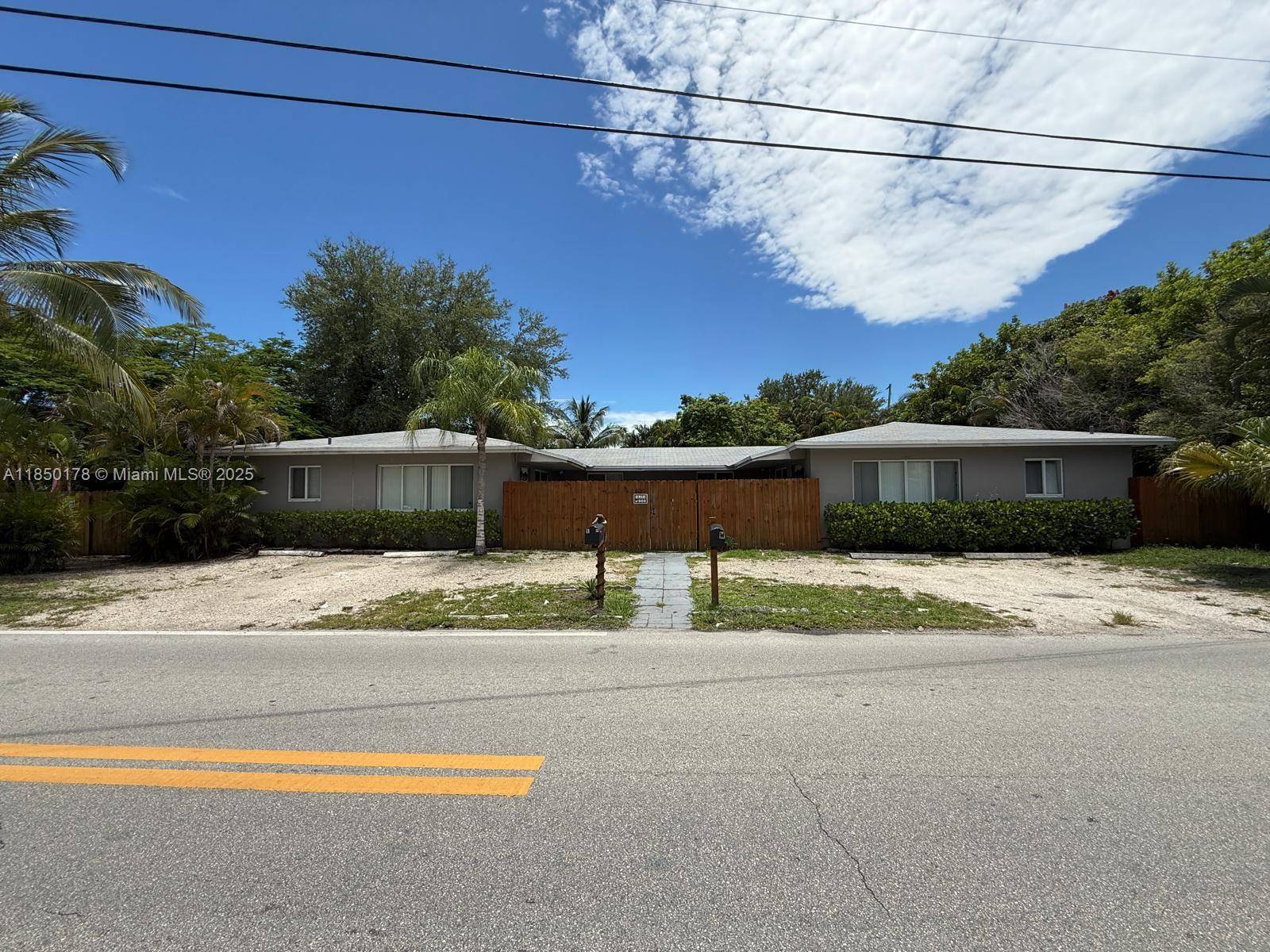 Fort Lauderdale, FL 33311,600 NW 18th St #E