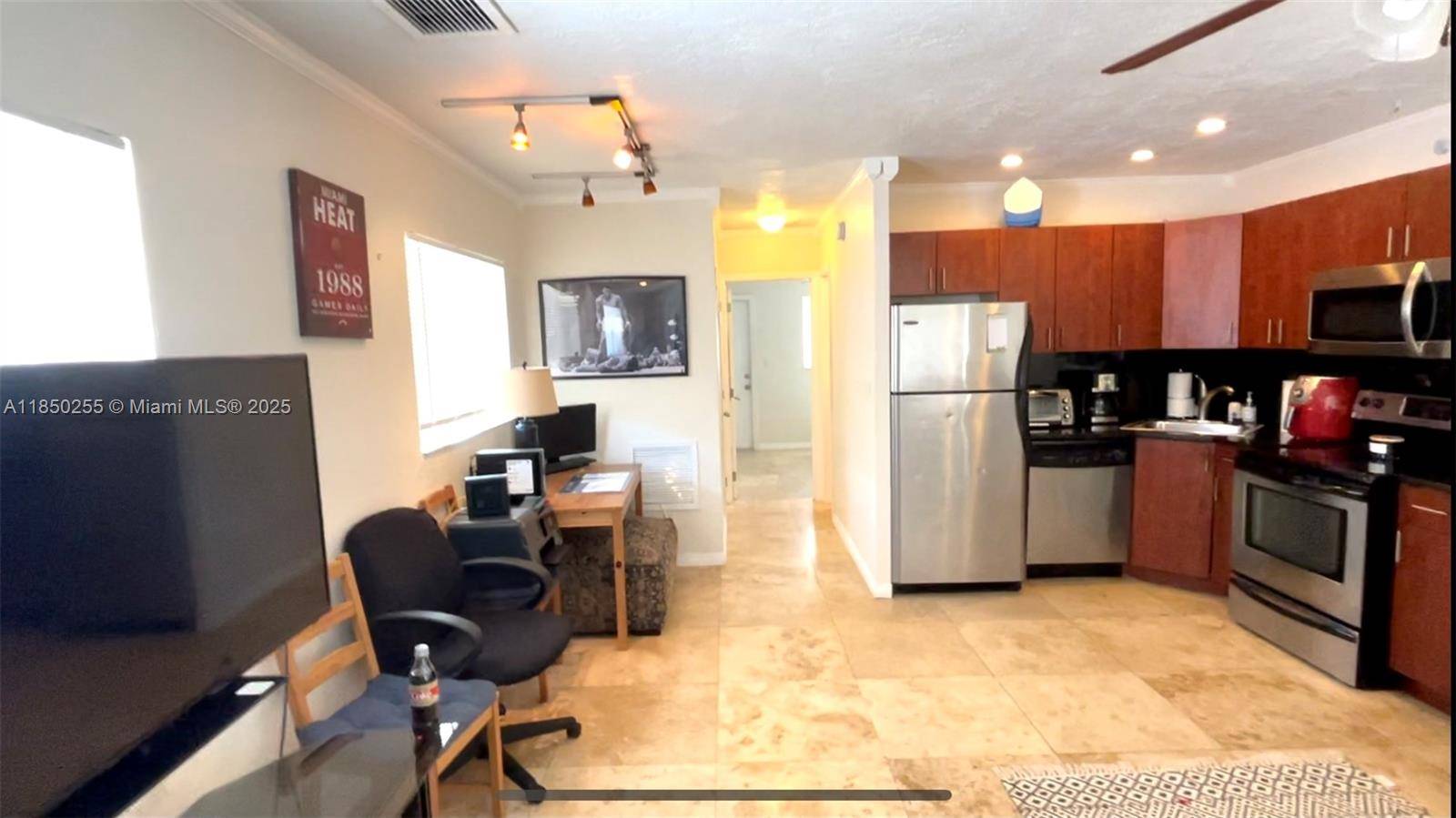 Fort Lauderdale, FL 33308,1856 NE 46th St #F8