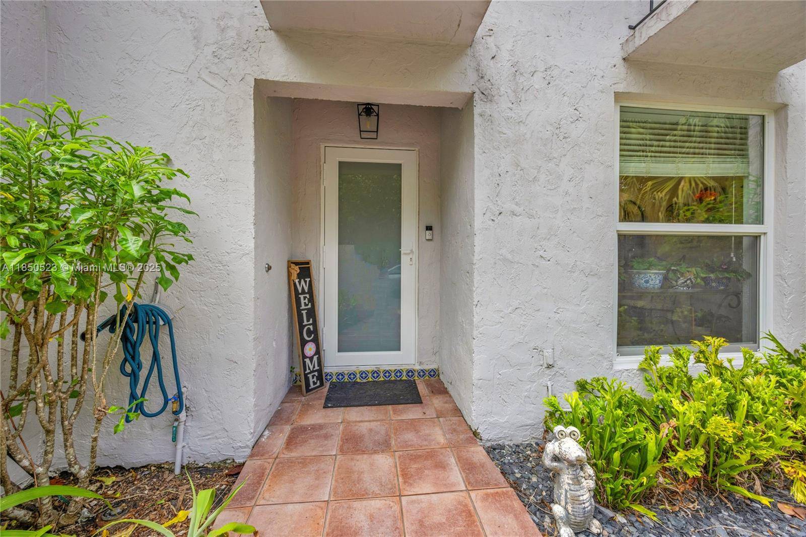 Miami, FL 33176,9751 SW 92nd Ter