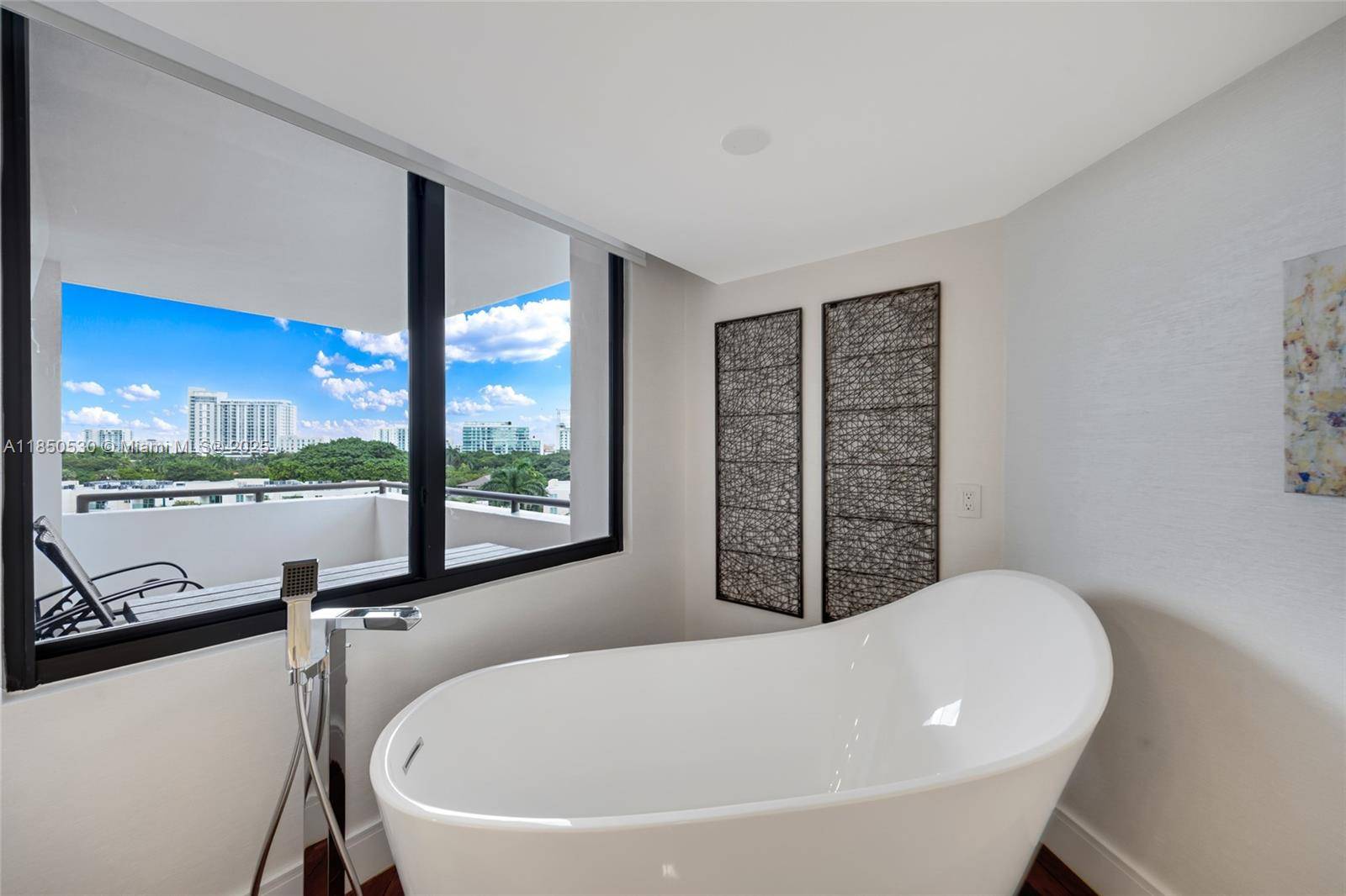 Miami, FL 33129,1581 Brickell Ave #506