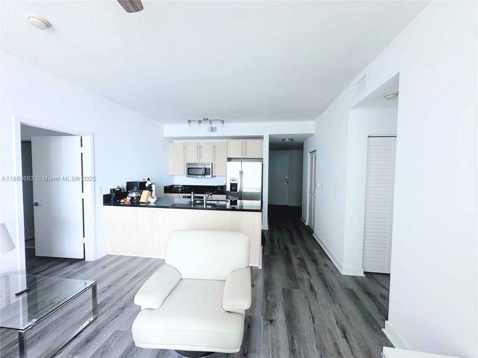 Miami, FL 33130,79 SW 12th St #2809-S