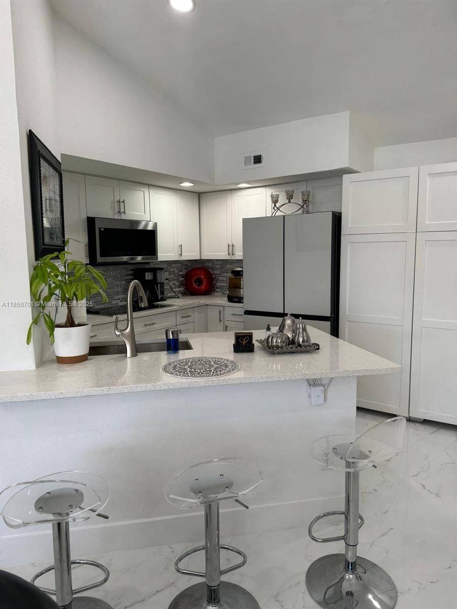 Sunrise, FL 33325,12650 Vista Isles Dr #923