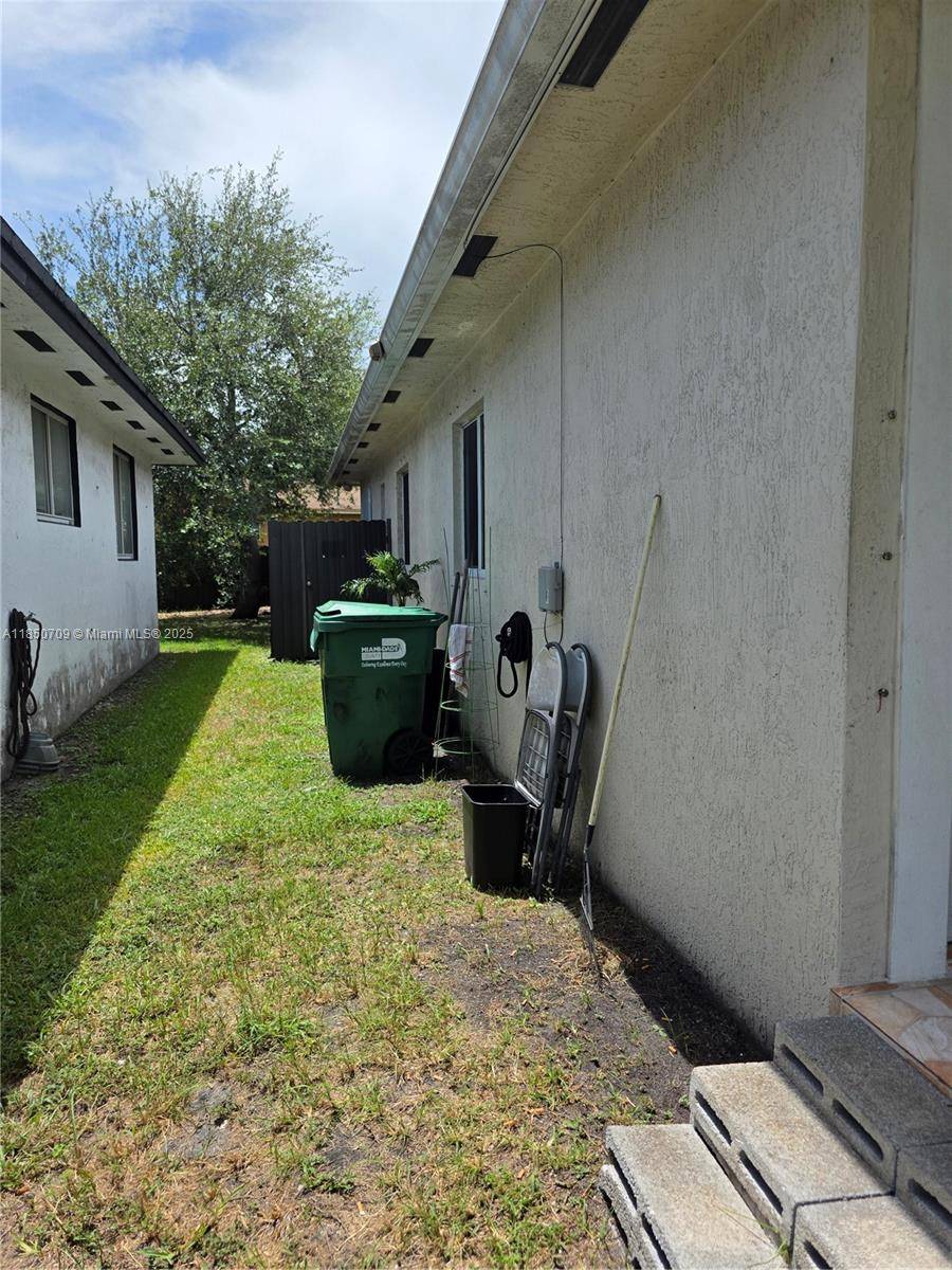Miami, FL 33142,6040 NW 30th Ave