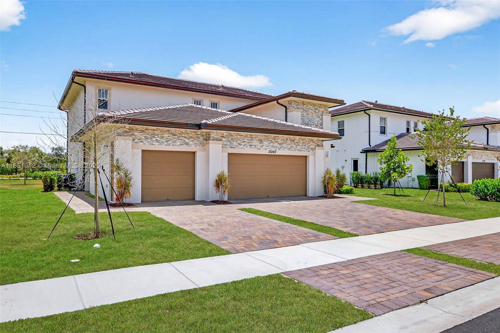 Davie, FL 33330,12240 SW 44th Ct