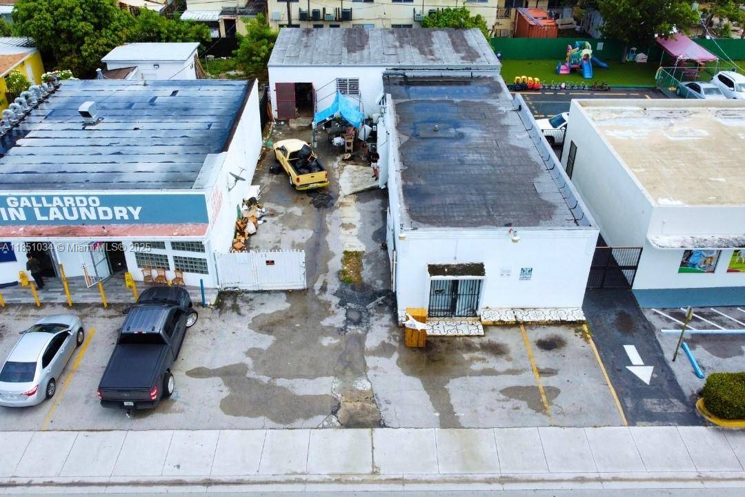 Hialeah, FL 33010,34 E 9th St