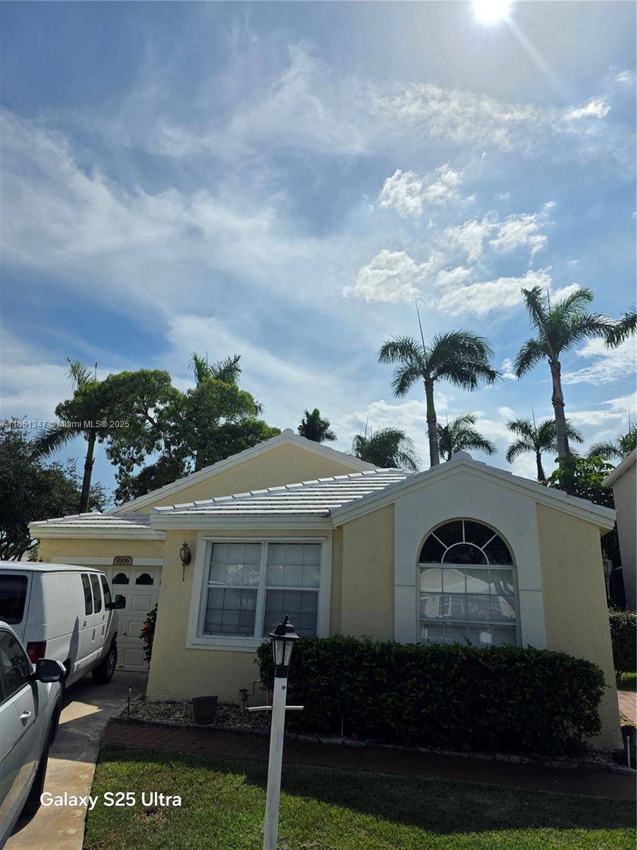 Plantation, FL 33324,9306 NW 8th Cir