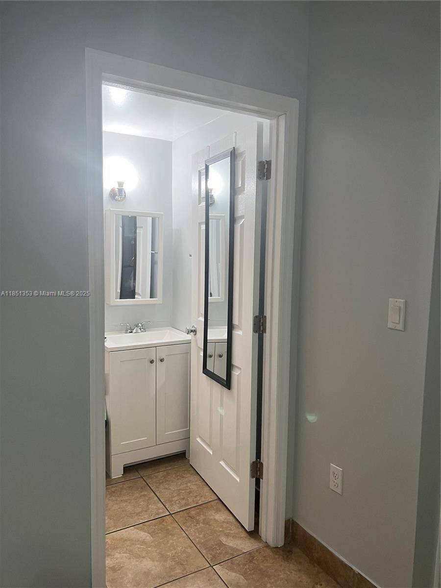Miami, FL 33186,10934 SW 137th Ct #1