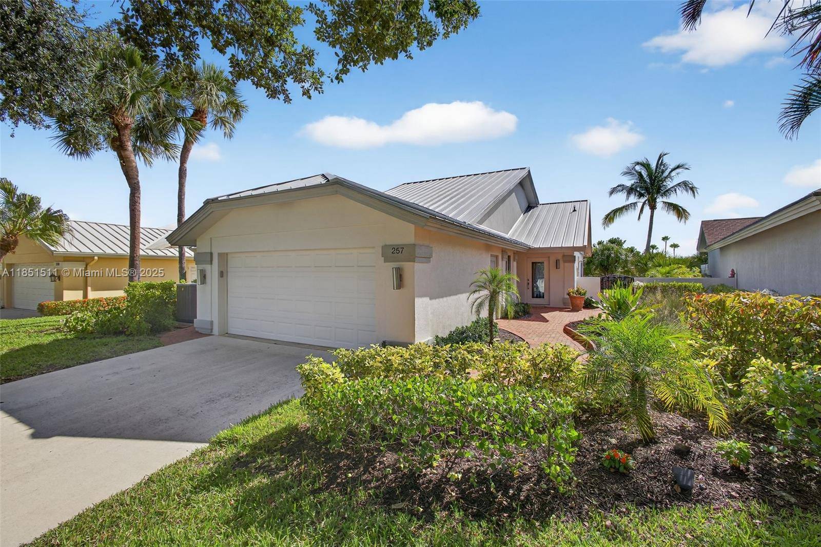 Jupiter, FL 33477,257 Ridge Rd