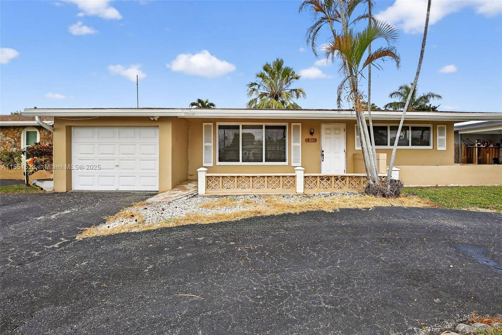 Sunrise, FL 33322,8941 NW 26th Pl