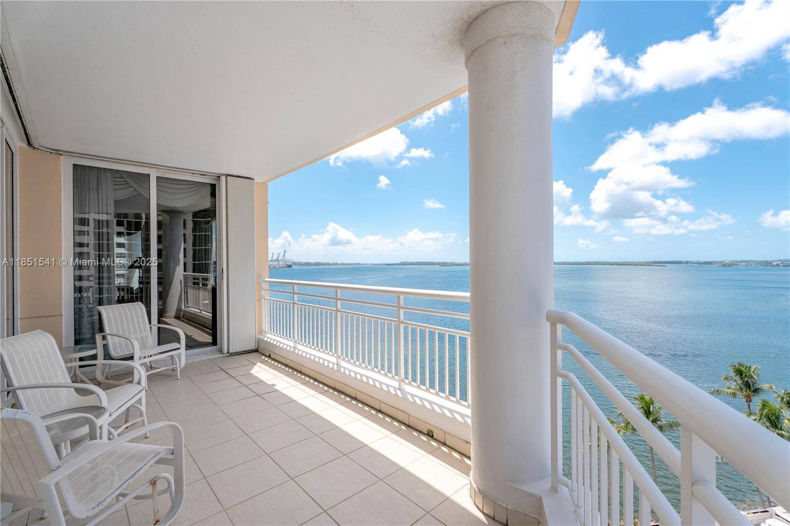 Miami, FL 33131,808 Brickell Key Dr #1008