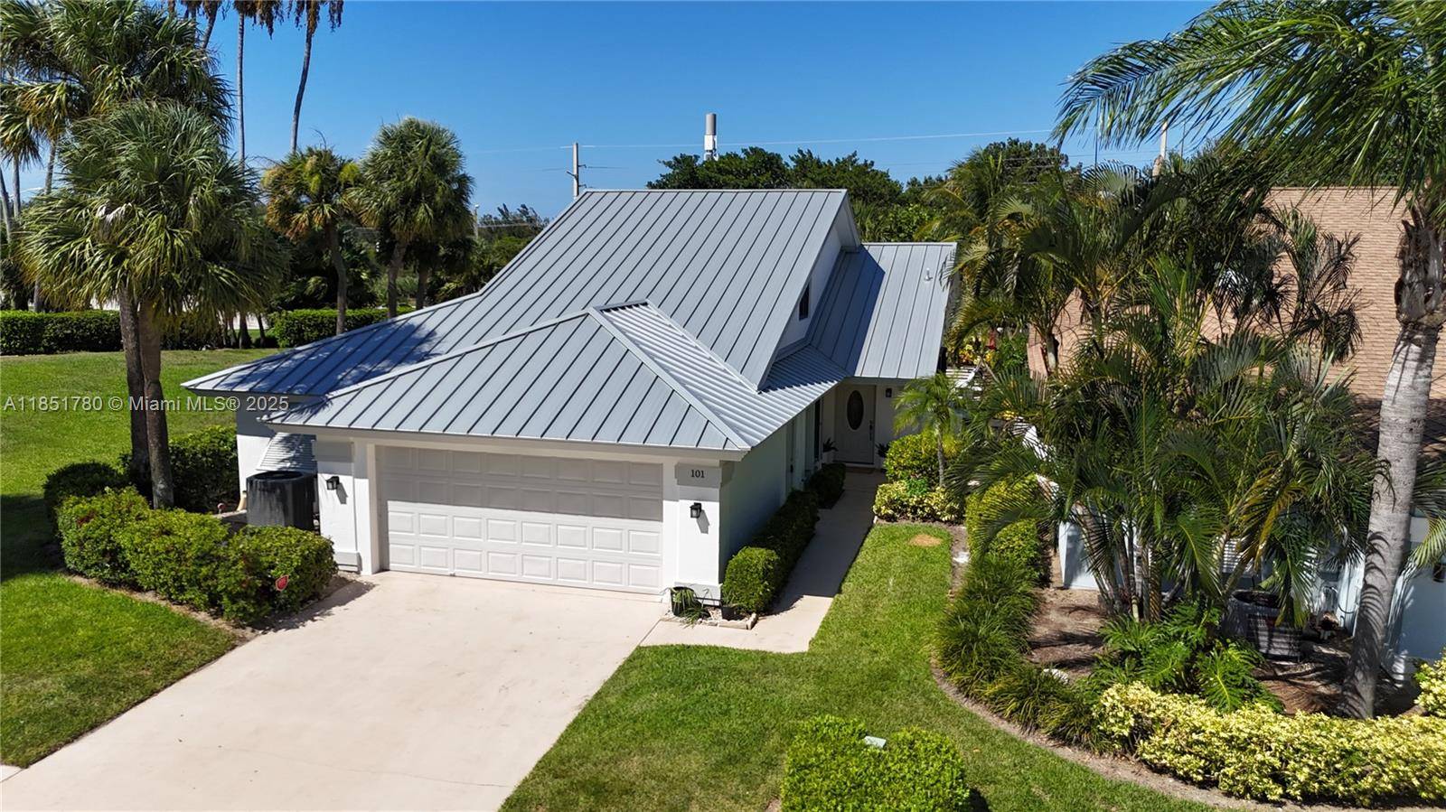 Jupiter, FL 33477,101 Sand Pine Dr #101