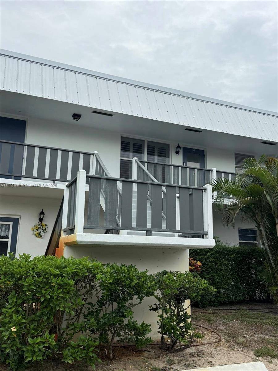 FL 34996,2929 SE Ocean Blvd #143-10
