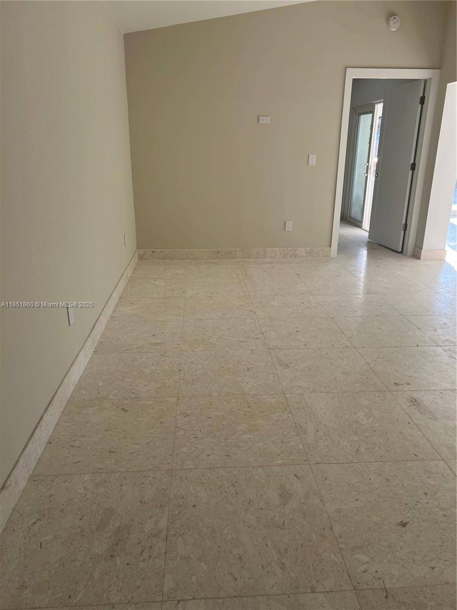 Miami, FL 33177,20848 SW 118th Ave